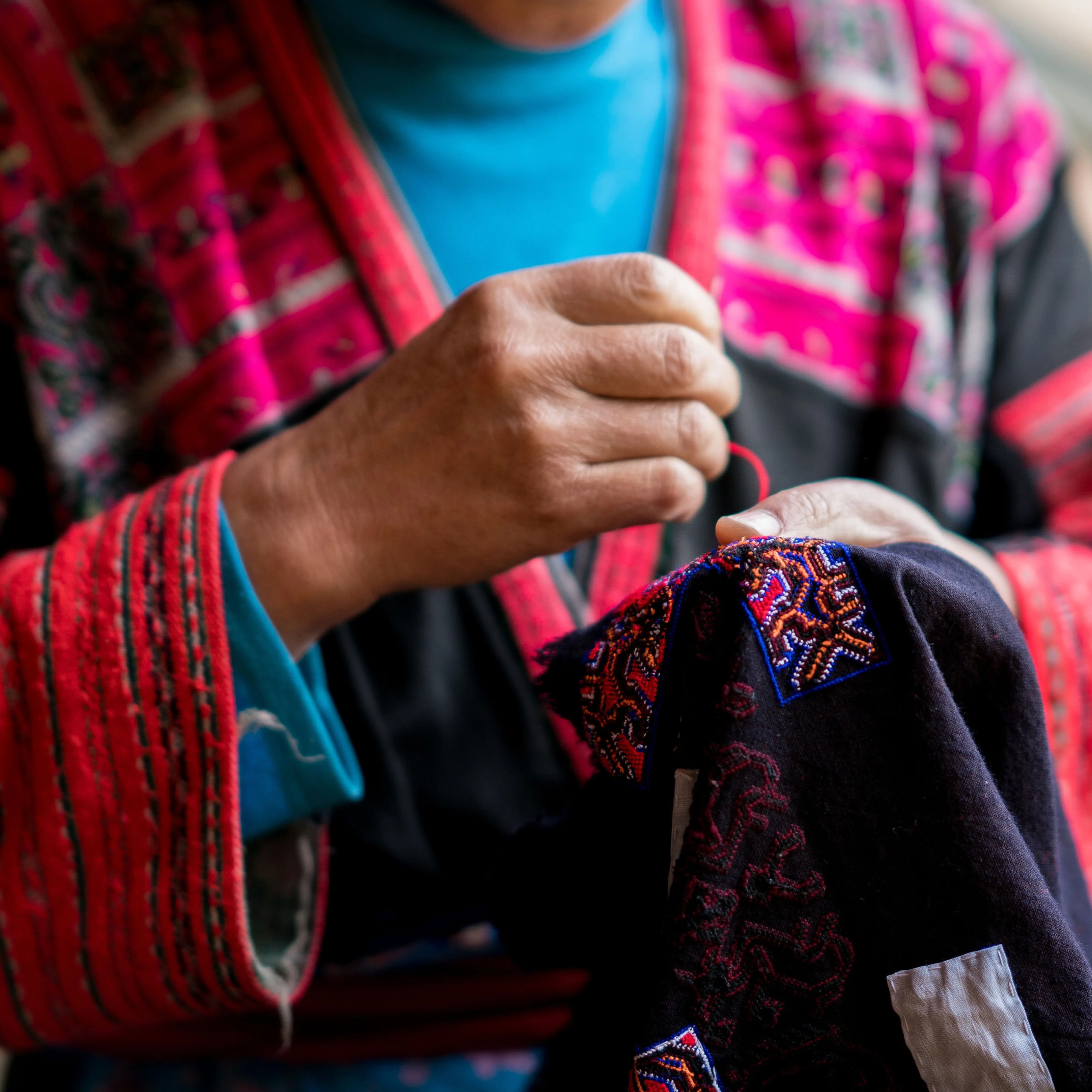 LIMITED Red Yao Embroidered Bag - Image 6