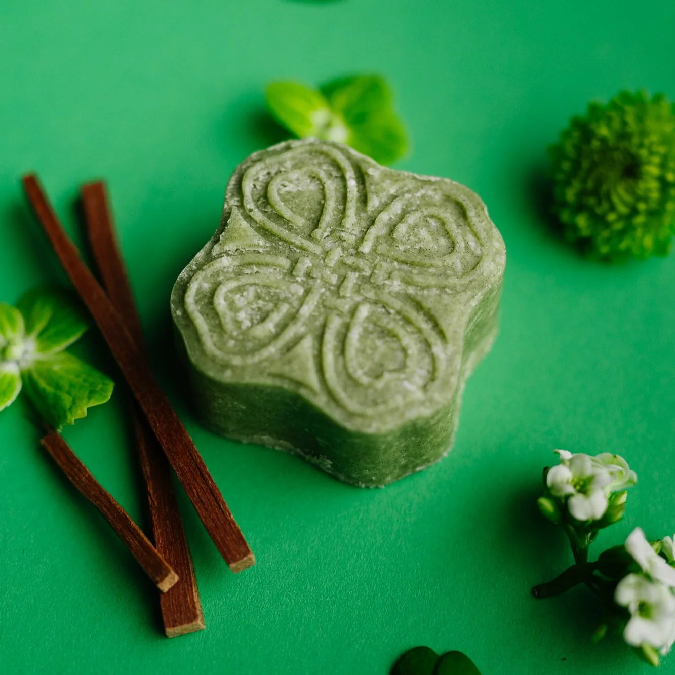 LIMITED Emerald Meadows Shampoo Bar - Image 3